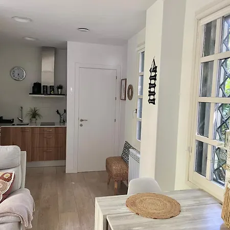 Апартаменты La Casa De La Brujita With Ac License Ess02999 *