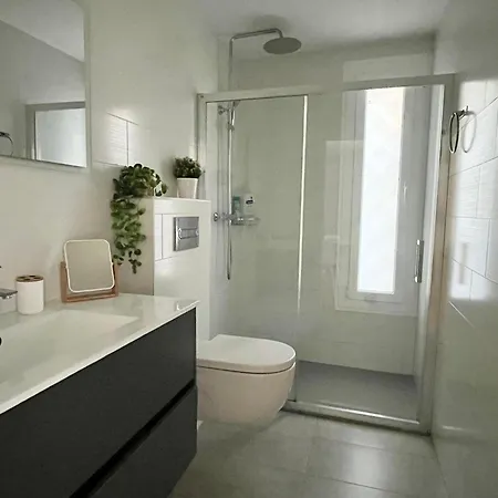 La Casa De La Brujita With Ac License Ess02999 Сан-Себастьян