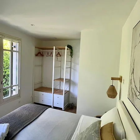 La Casa De La Brujita With Ac License Ess02999 Апартаменти